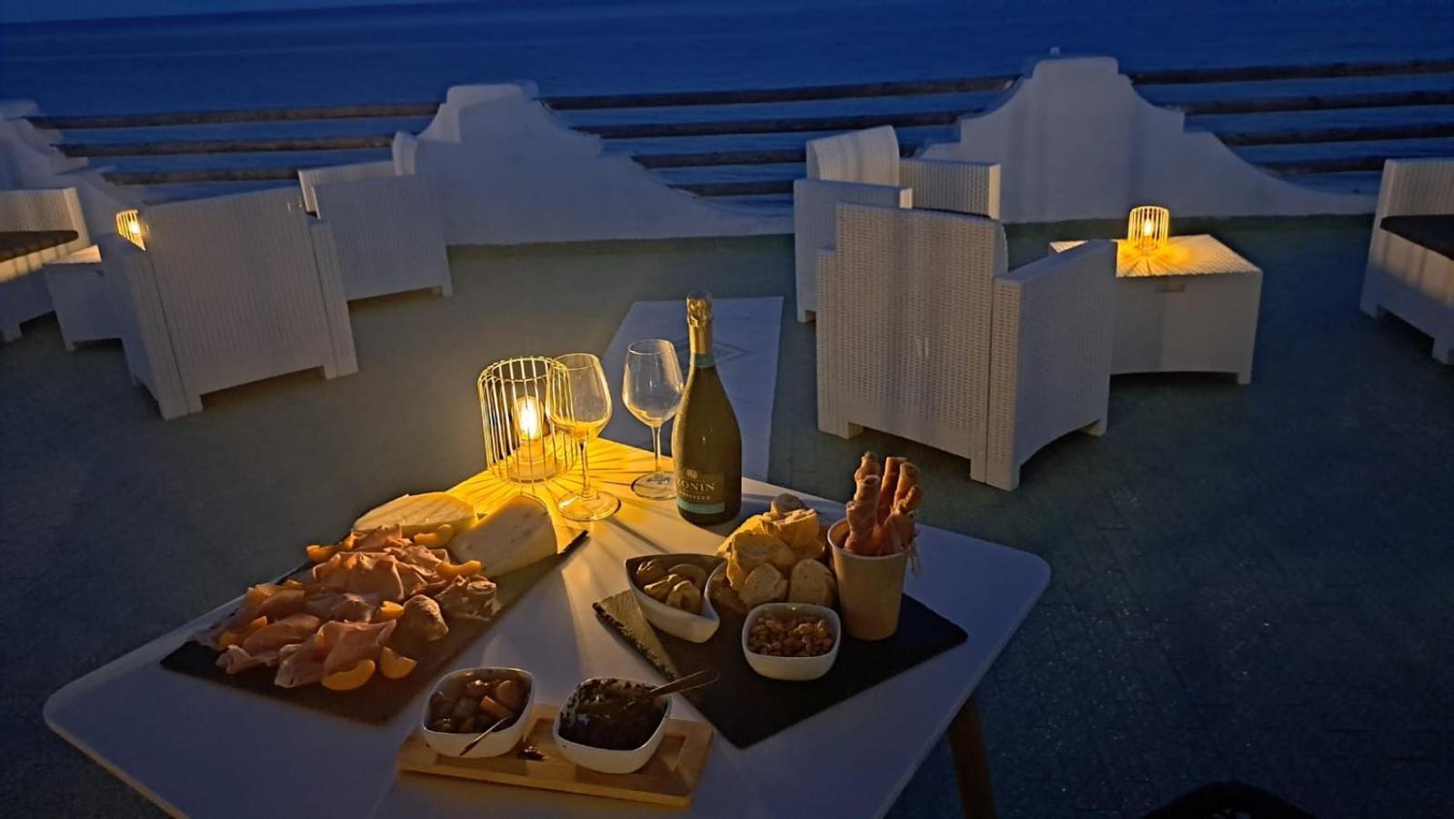 La Riva Hotel Lido di Noto Buitenkant foto