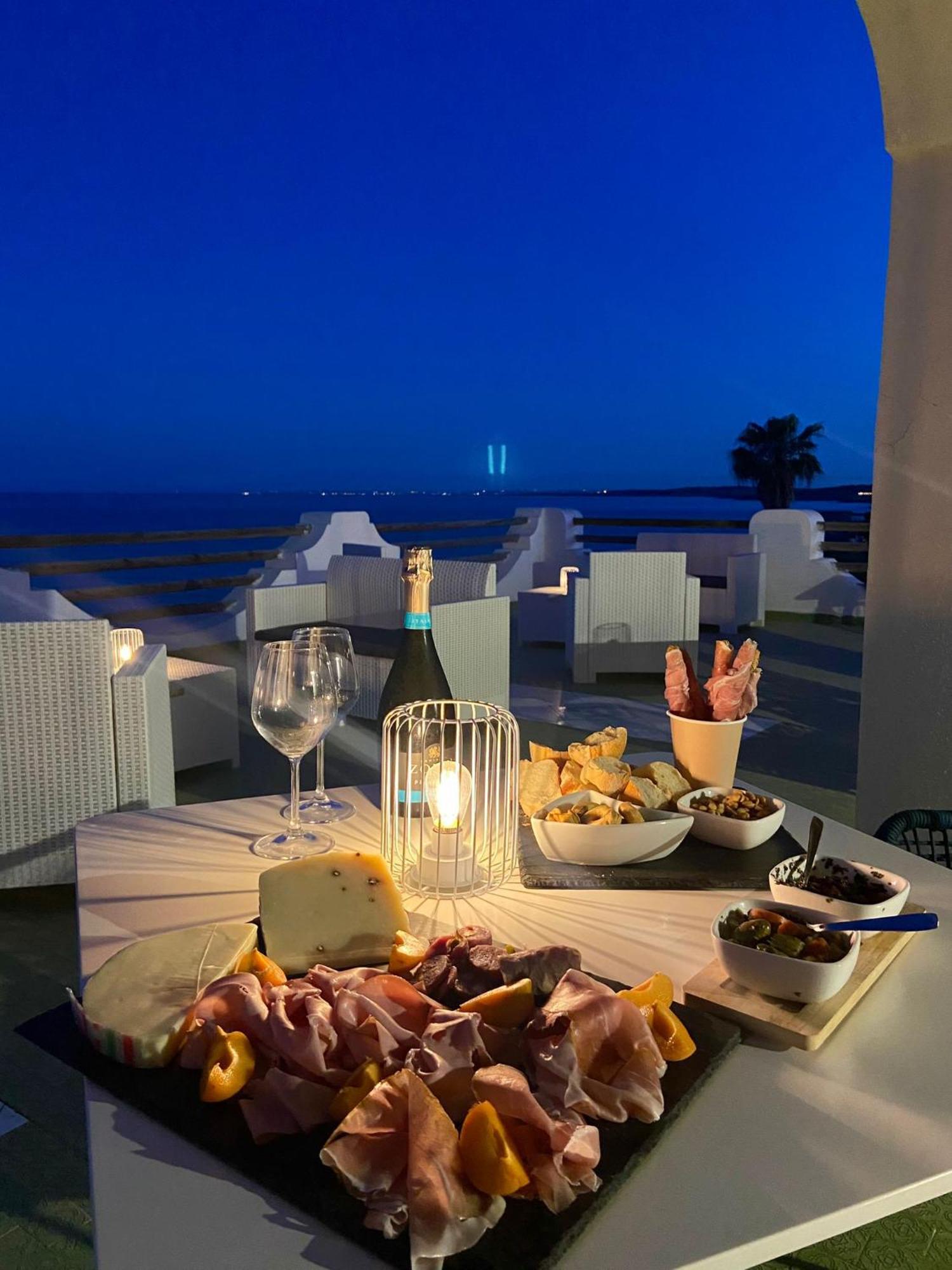 La Riva Hotel Lido di Noto Buitenkant foto